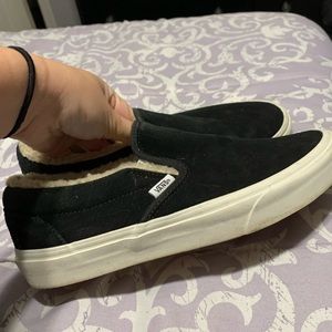 Size 9 fuzzy black vans
